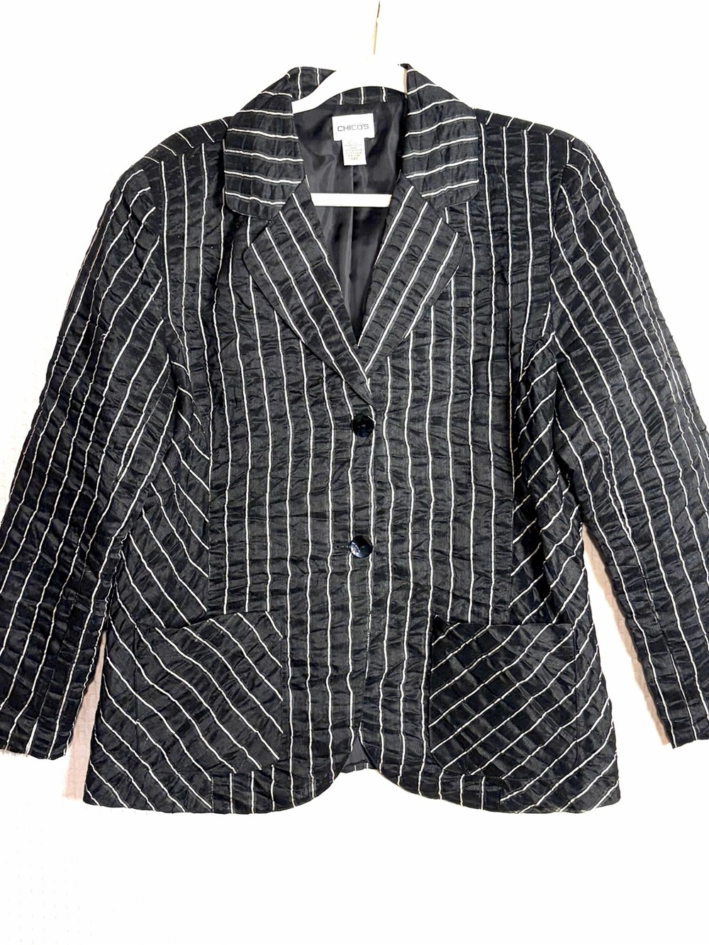 Chicos Pinstripe Blazer Jacket Black White Crinkle Linen Blend Size 2 US Large